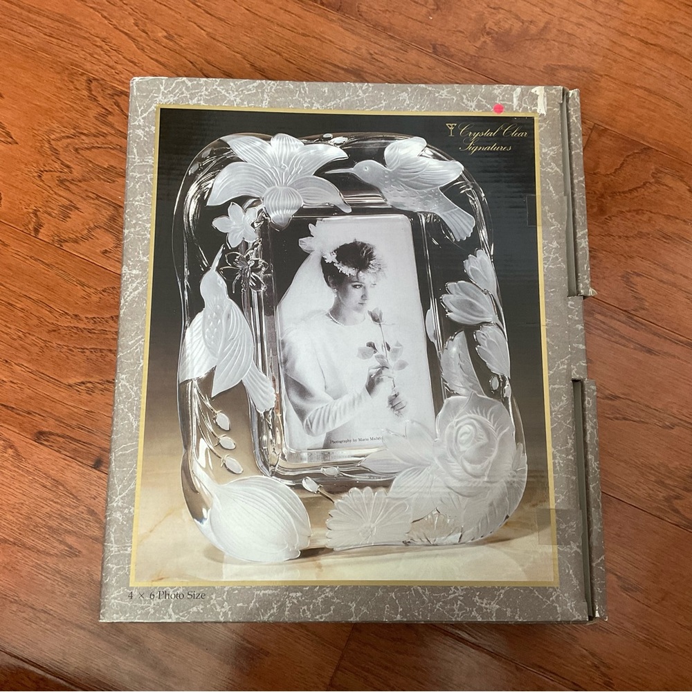 Paradise Garden 4x6 frosted crystal picture frame hummingbird floral wedding